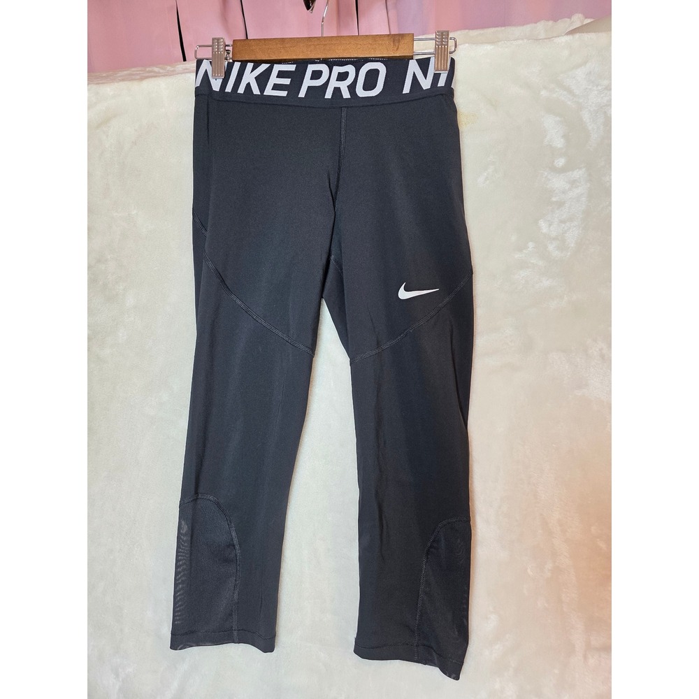 Nike Pro Womens Black Cropped Training Leggings‎ Mesh Panels